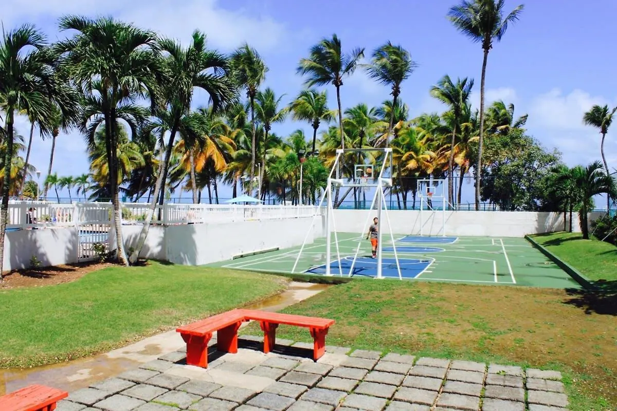 2Br Gem Ocean Front Building Isla Verde Beach サンジョアン プエルトリコ