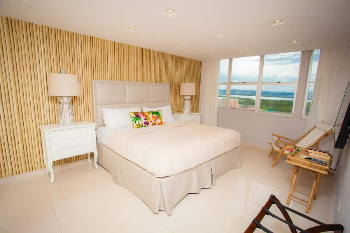 2Br Gem Ocean Front Building Isla Verde Beach サンジョアン 0*,